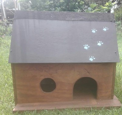 Cat house