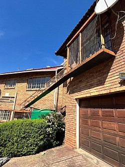 Window boxes and walkway Garsfontein